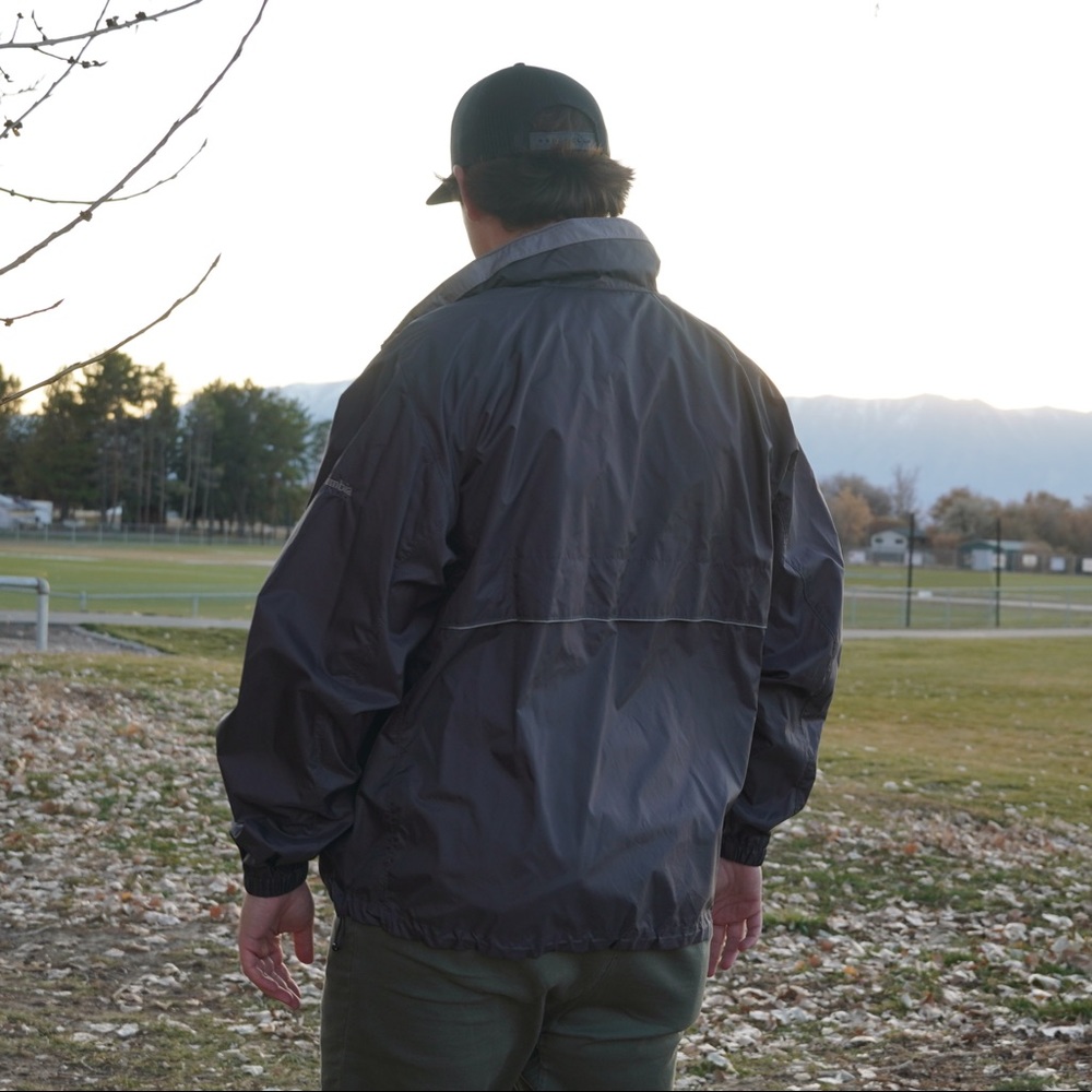 Columbia XCO Windbreaker - Picture 5 of 6